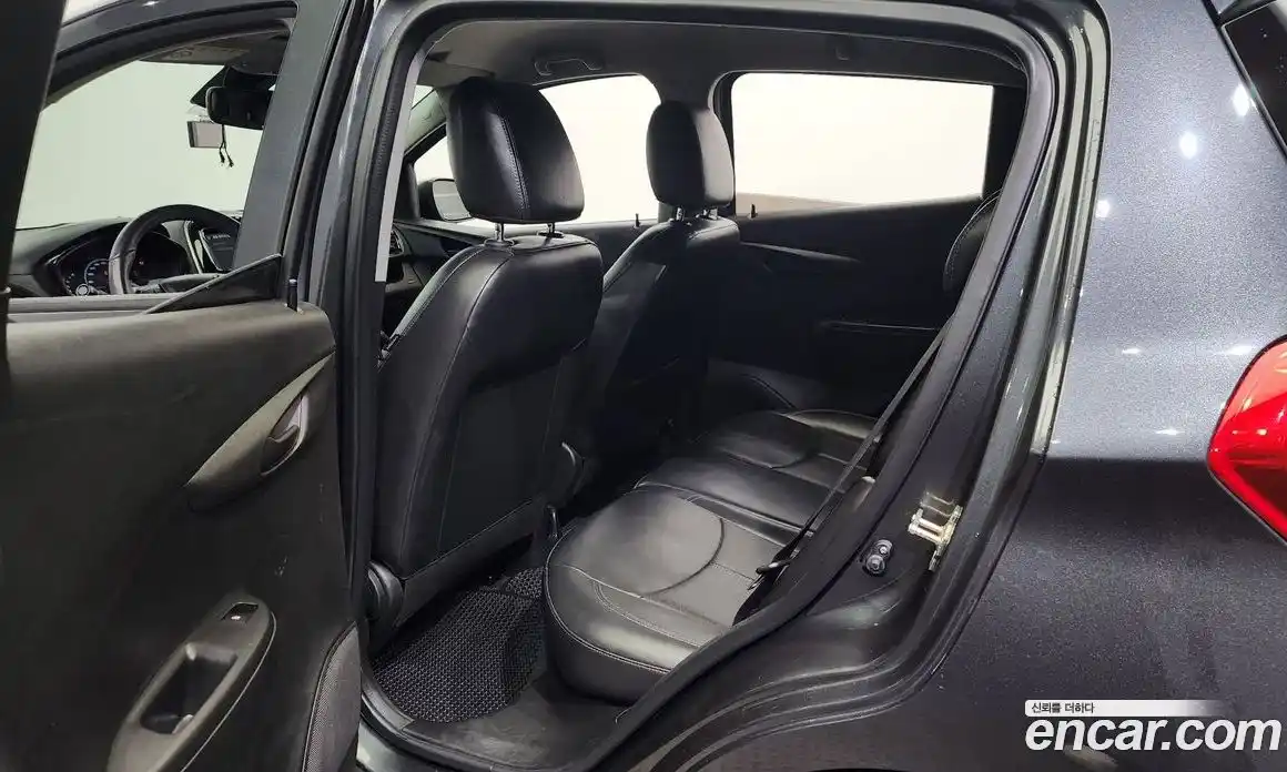 Chevrolet Spark 2017 1.0 Автомат в Москве № 39969, фото 8