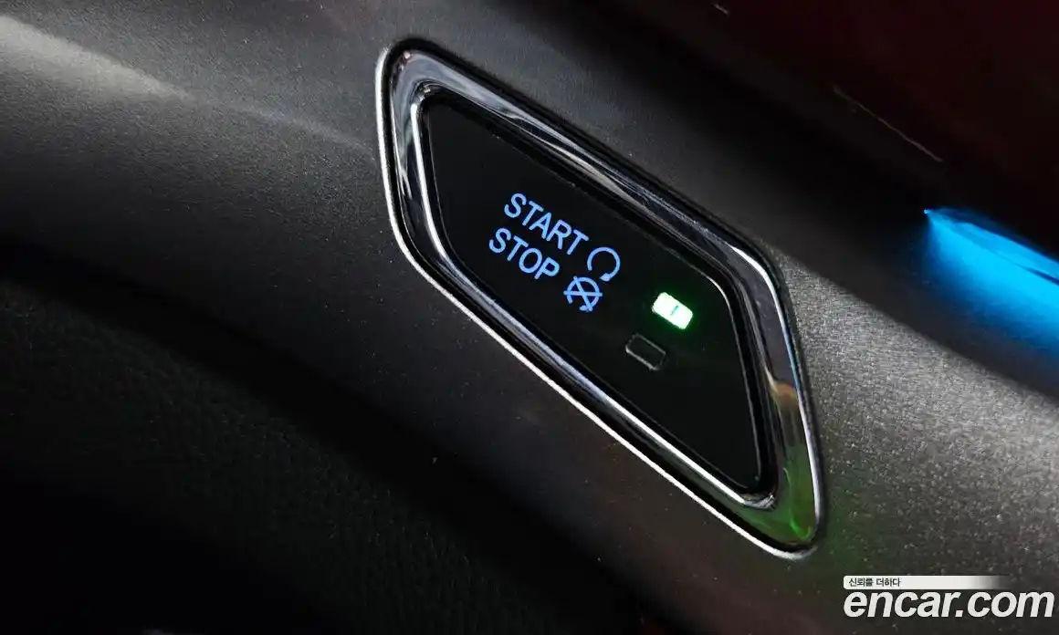 Chevrolet Orlando 2015 2.0 Автомат в Москве № 40211, фото 15