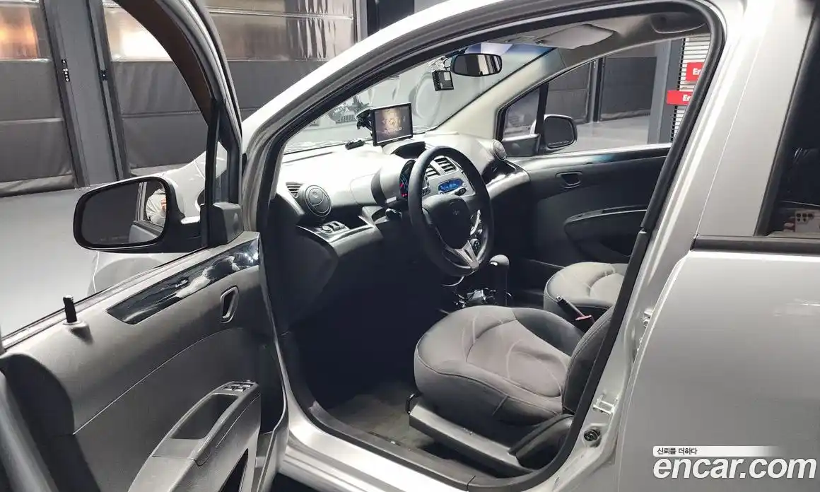 Chevrolet Spark 2012 1.0 Автомат в Москве № 40571, фото 13