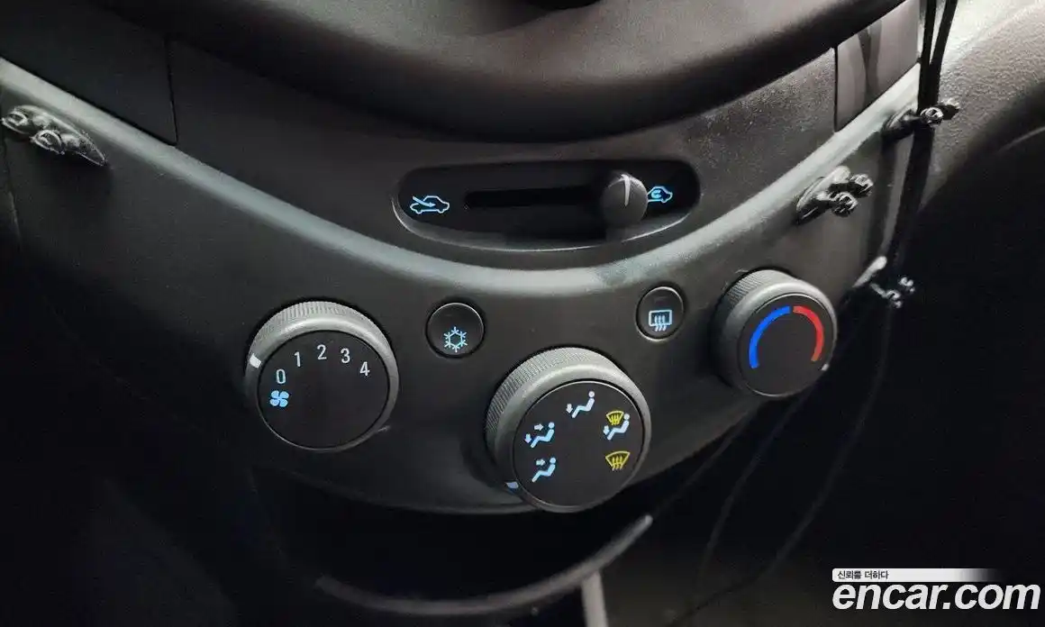 Chevrolet Spark 2012 1.0 Автомат в Москве № 40571, фото 19