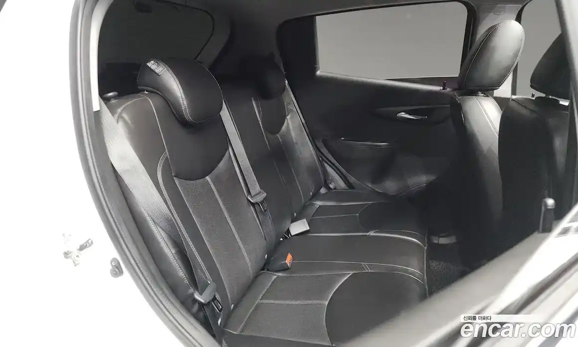 Chevrolet Spark 2016 1.0 Автомат в Москве № 40974, фото 19