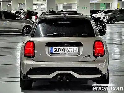 Mini Cooper 2022 2.0 Автомат в Москве № 416885, миниатюра 10