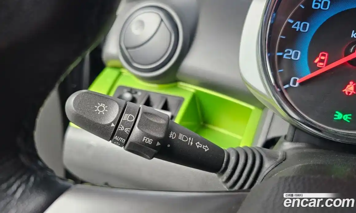 Chevrolet Spark 2015 1.0 Автомат в Москве № 41972, фото 14