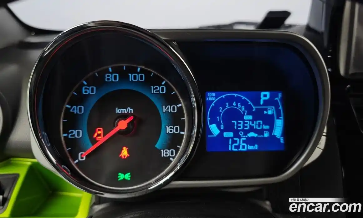 Chevrolet Spark 2015 1.0 Автомат в Москве № 41972, фото 16