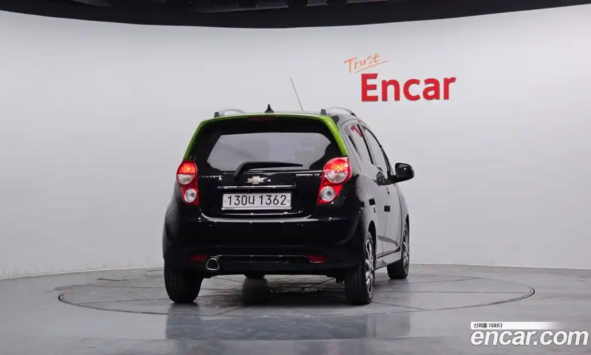 Chevrolet Spark 2015 1.0 Автомат в Москве № 41972, фото 4