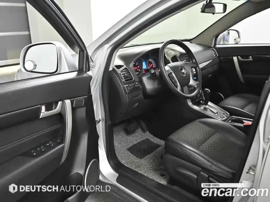 Chevrolet Captiva 2015 2.2 Автомат в Москве № 419797, фото 11