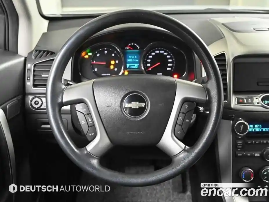 Chevrolet Captiva 2015 2.2 Автомат в Москве № 419797, фото 13