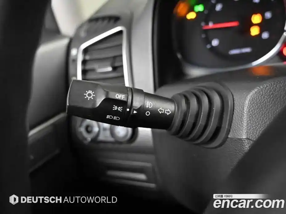 Chevrolet Captiva 2015 2.2 Автомат в Москве № 419797, фото 15