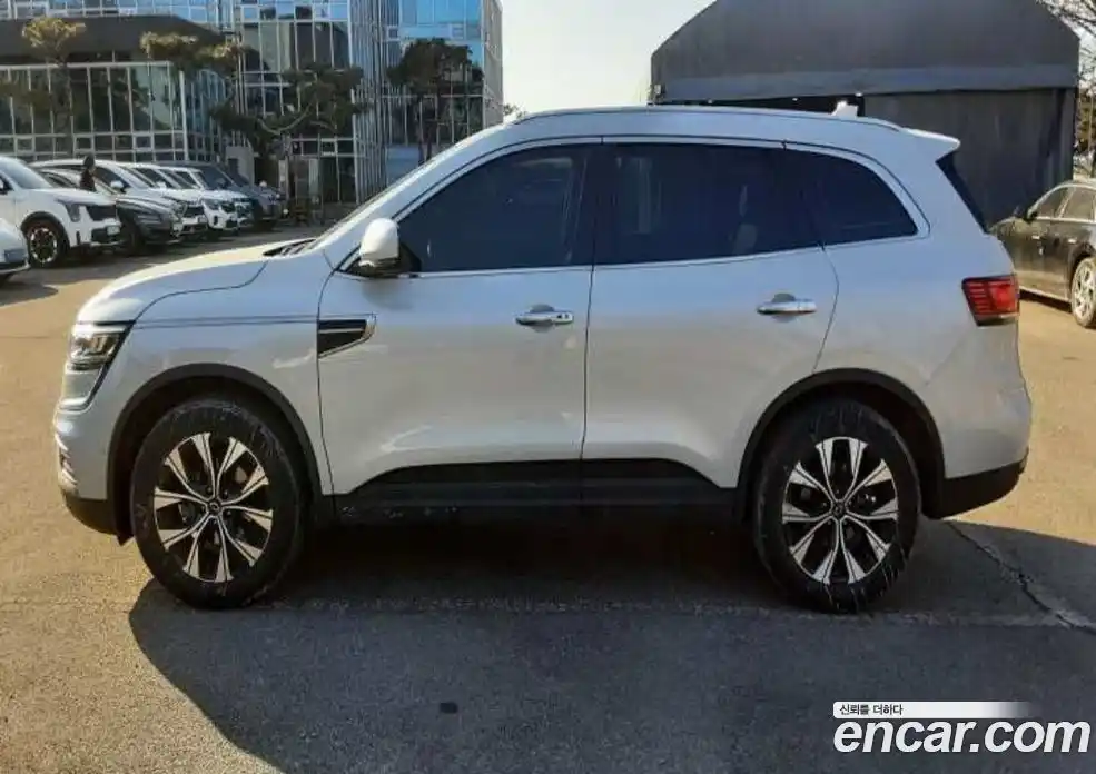 Renault QM6 2023 2.0 Автомат в Москве № 423353, фото 5