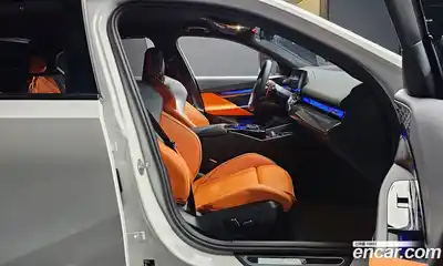 BMW M5 2025 4.4 Автомат в Москве № 424561, миниатюра 10