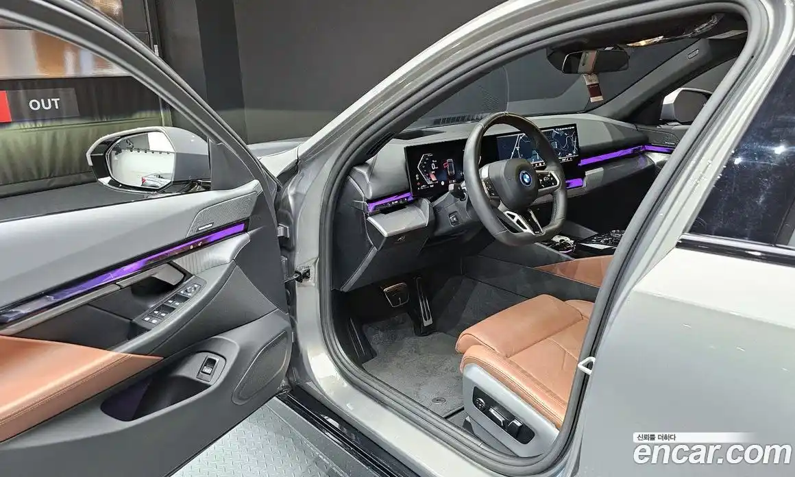 BMW 5-Series 2025 2.0 Автомат в Москве № 424878, фото 11