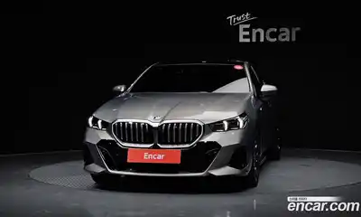 BMW 5-Series 2025 2.0 Автомат в Москве № 424878, миниатюра 3