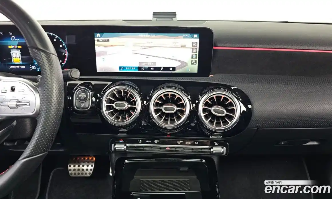 Mercedes-Benz A-Class 2021 2.0 Автомат в Москве № 427312, фото 14