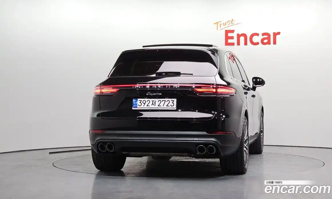 Porsche Cayenne 2023 3.0 Автомат в Москве № 430562, фото 4