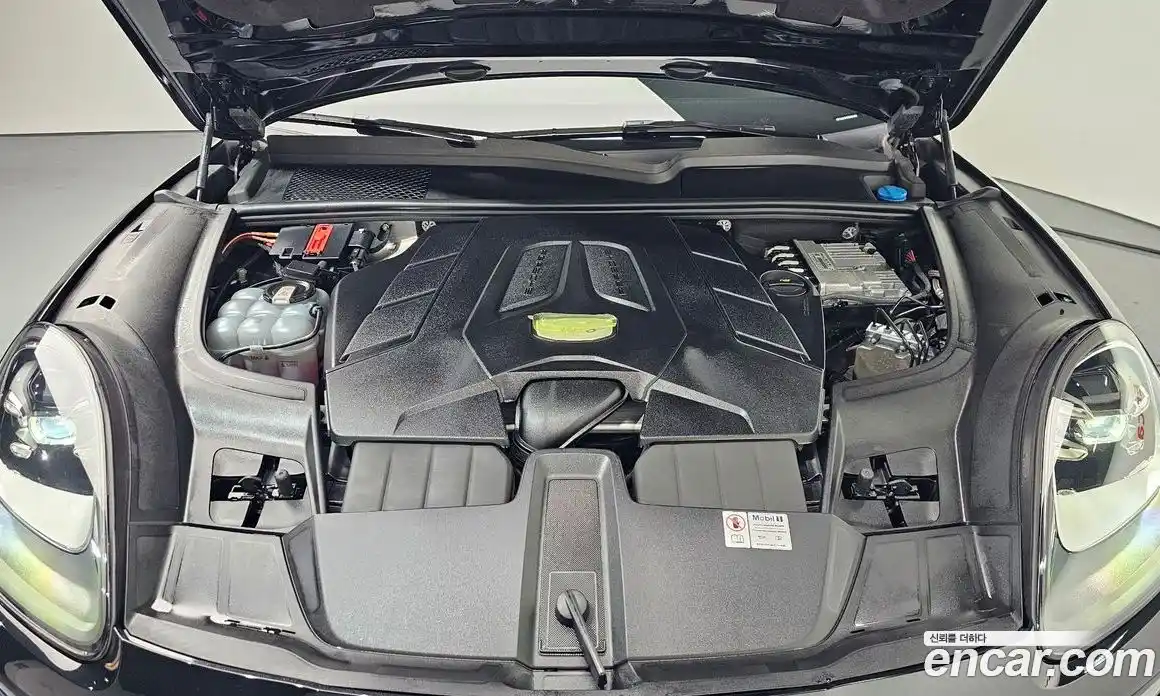 Porsche Cayenne 2023 3.0 Автомат в Москве № 430562, фото 6