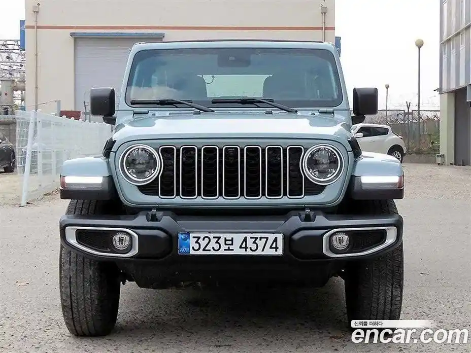 Jeep Wrangler 2024 2.0 Автомат в Москве № 432563, фото 1