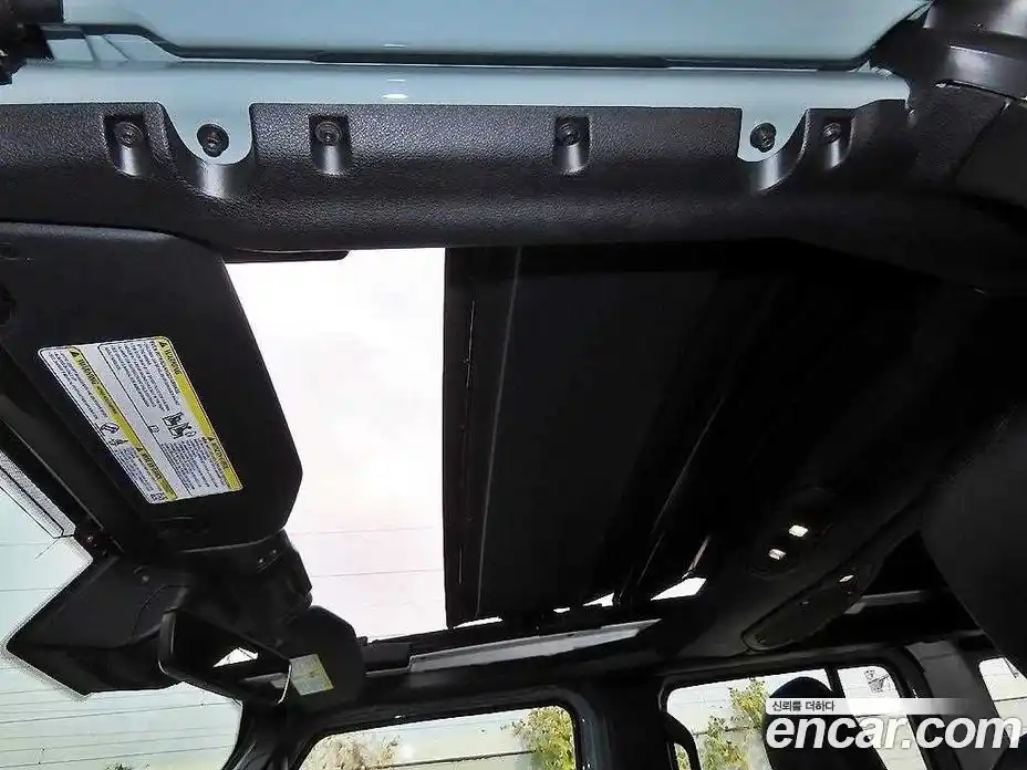 Jeep Wrangler 2024 2.0 Автомат в Москве № 432563, фото 16