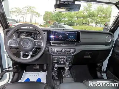 Jeep Wrangler 2024 2.0 Автомат в Москве № 432563, миниатюра 7