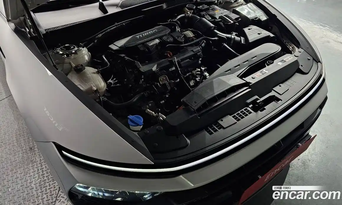 Hyundai Sonata 2024 1.6 Автомат в Москве № 43324, фото 5