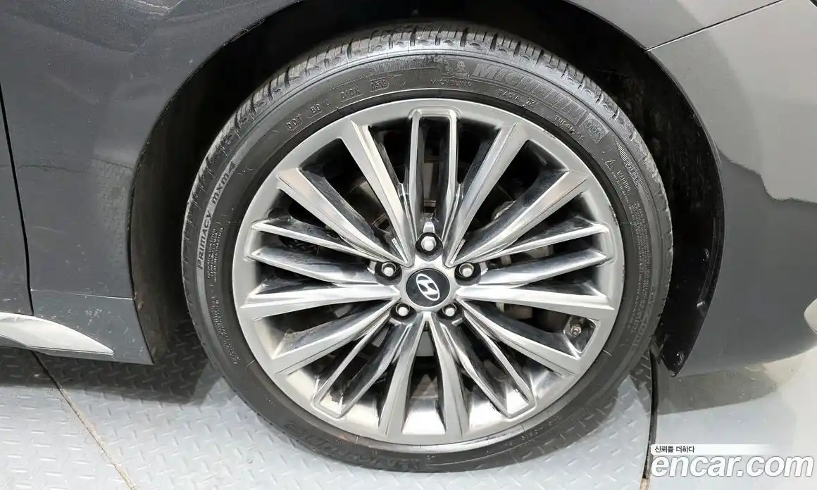 Hyundai Grandeur 2019 3.0 Автомат в Москве № 450248, фото 5