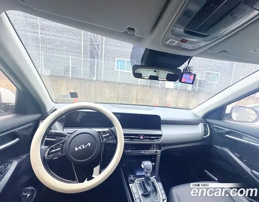 Kia Seltos 2025 2.0 Автомат в Москве № 451655, фото 4