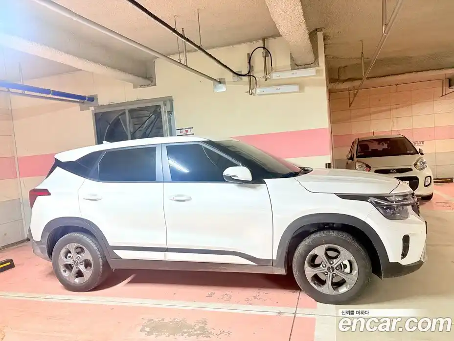 Kia Seltos 2025 2.0 Автомат в Москве № 451655, фото 5