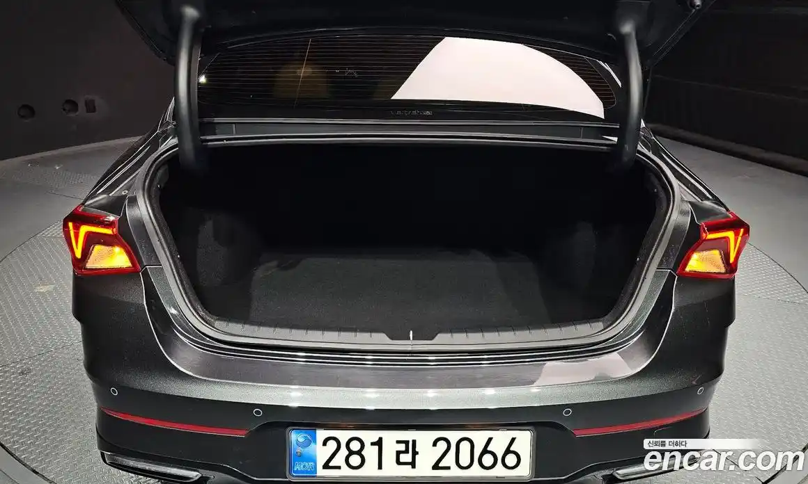 Kia K5 2023 2.0 Автомат в Москве № 452820, фото 20