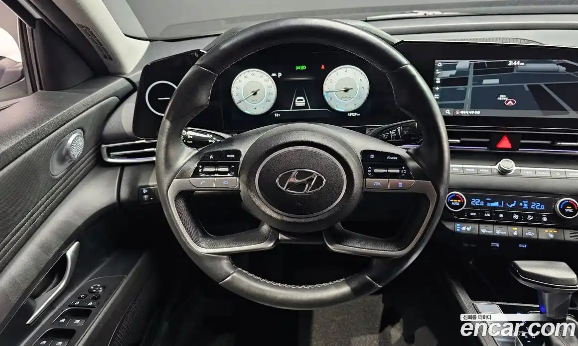 Hyundai Avante 2022 1.6 Автомат в Москве № 45522, фото 13