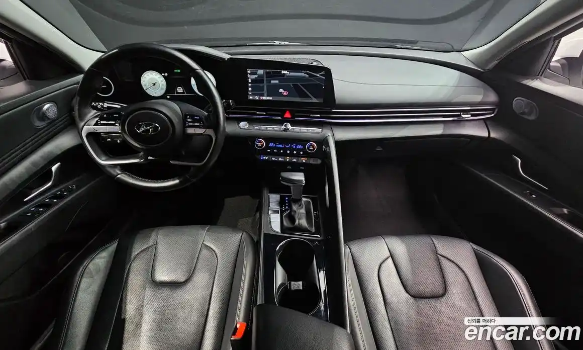 Hyundai Avante 2022 1.6 Автомат в Москве № 45522, фото 7