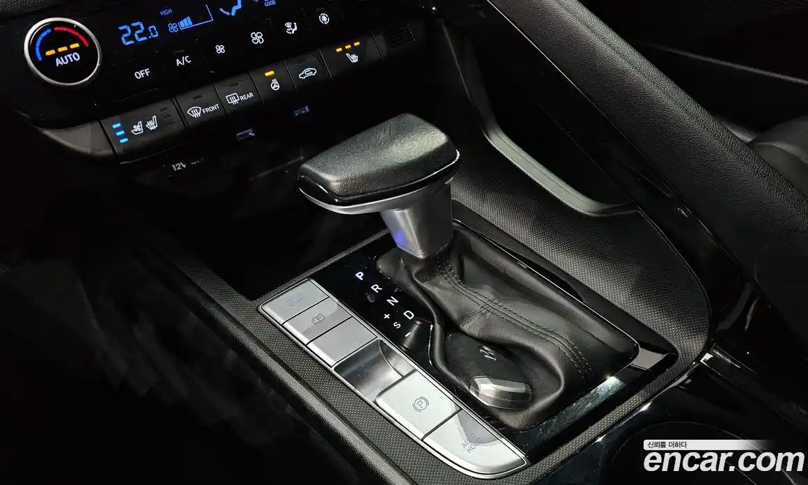 Hyundai Avante 2022 1.6 Автомат в Москве № 45522, фото 9