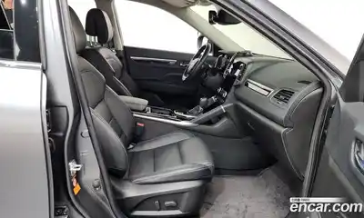 Renault QM6 2024 2.0 Автомат в Москве № 455586, миниатюра 11