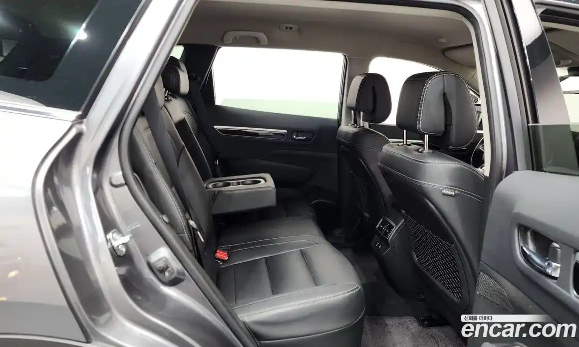 Renault QM6 2024 2.0 Автомат в Москве № 455586, фото 12