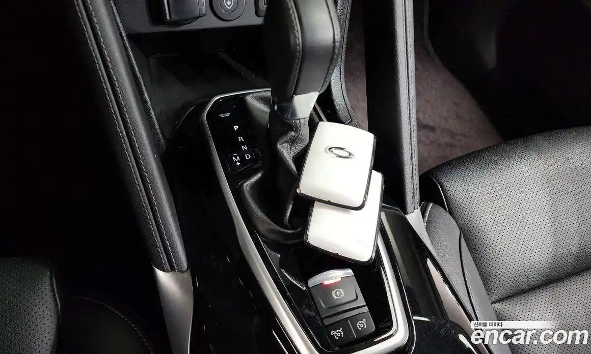 Renault QM6 2024 2.0 Автомат в Москве № 455586, фото 9