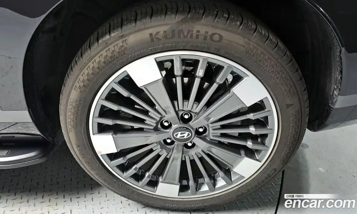 Hyundai Santa Fe 2025 1.6 Автомат в Москве № 457175, фото 5