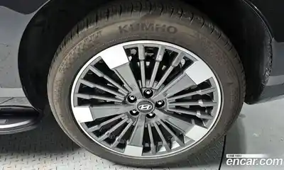 Hyundai Santa Fe 2025 1.6 Автомат в Москве № 457175, миниатюра 5