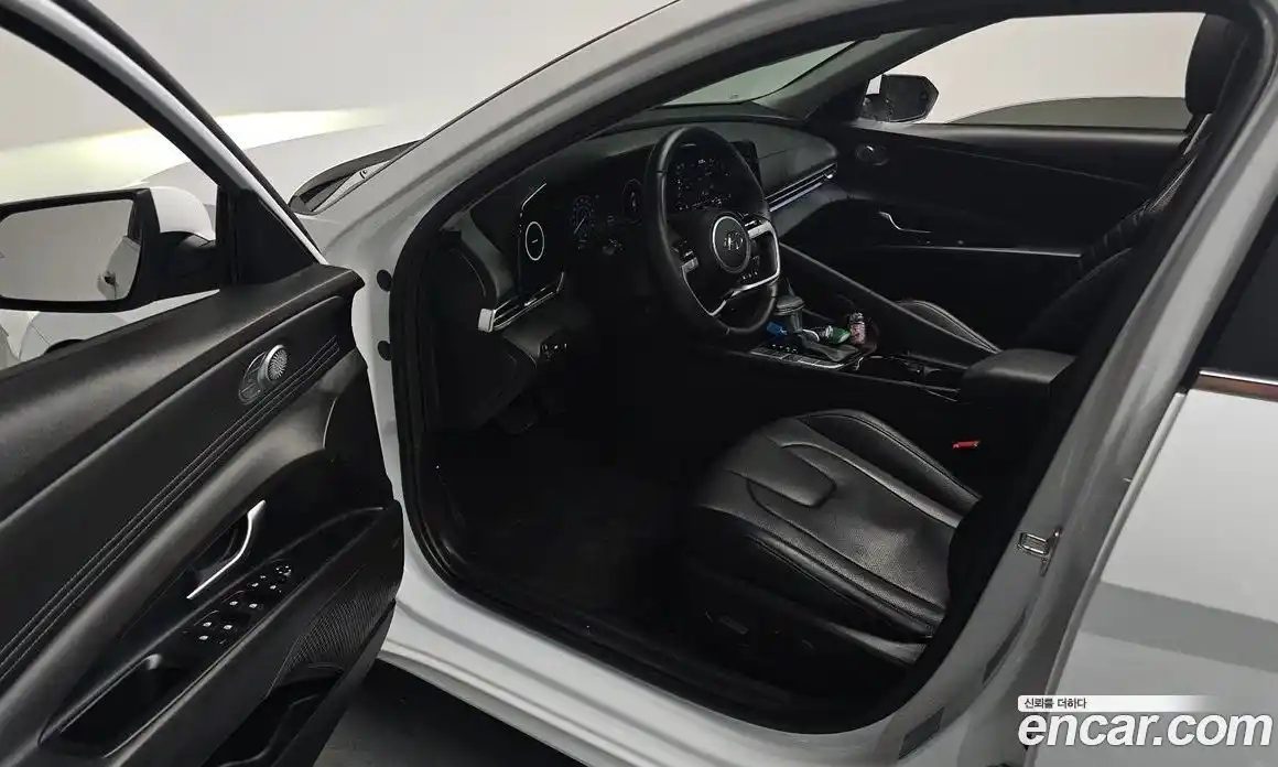 Hyundai Avante 2022 1.6 Автомат в Москве № 459235, фото 11