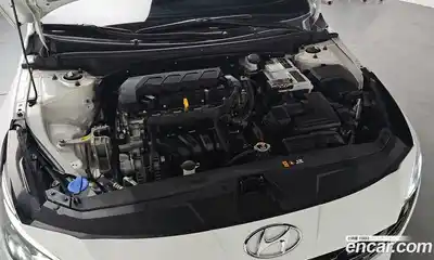 Hyundai Avante 2022 1.6 Автомат в Москве № 459235, миниатюра 6