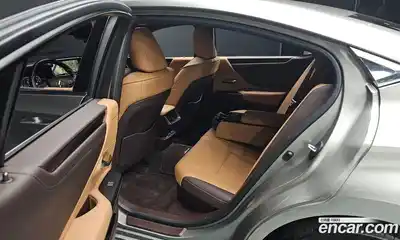 Lexus ES 2021 2.5 Автомат в Москве № 465262, миниатюра 12