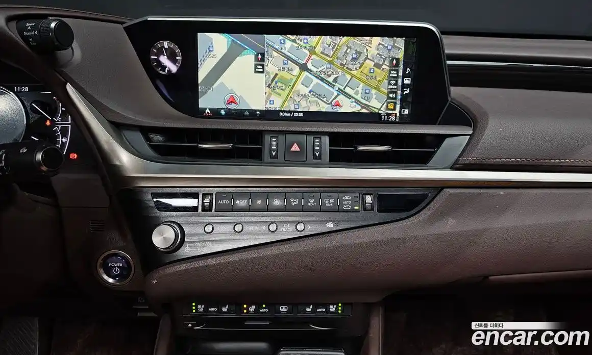 Lexus ES 2021 2.5 Автомат в Москве № 465262, фото 14