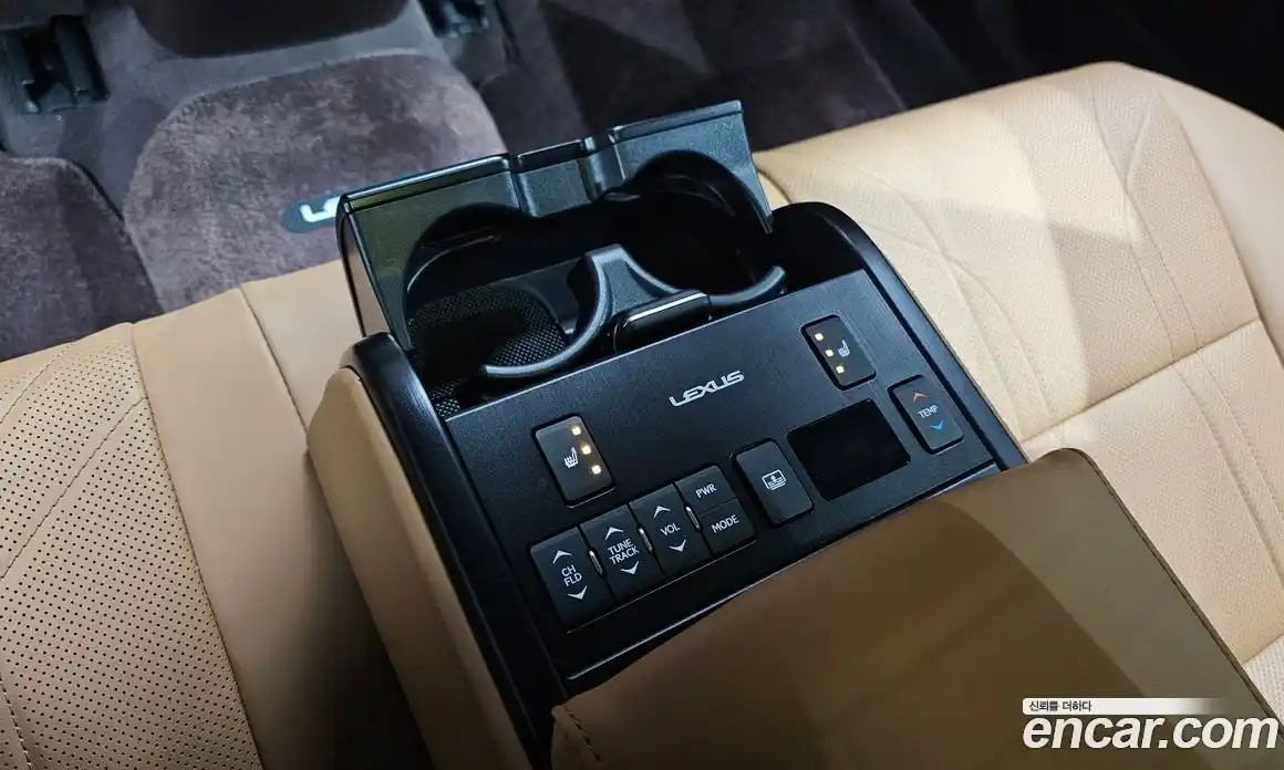 Lexus ES 2021 2.5 Автомат в Москве № 465262, фото 18