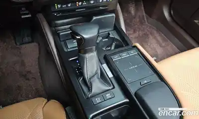 Lexus ES 2021 2.5 Автомат в Москве № 465262, миниатюра 9