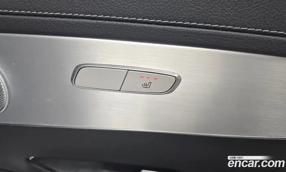 Mercedes-Benz GLC-Class 2019 2.0 Автомат в Москве № 466527, фото 18