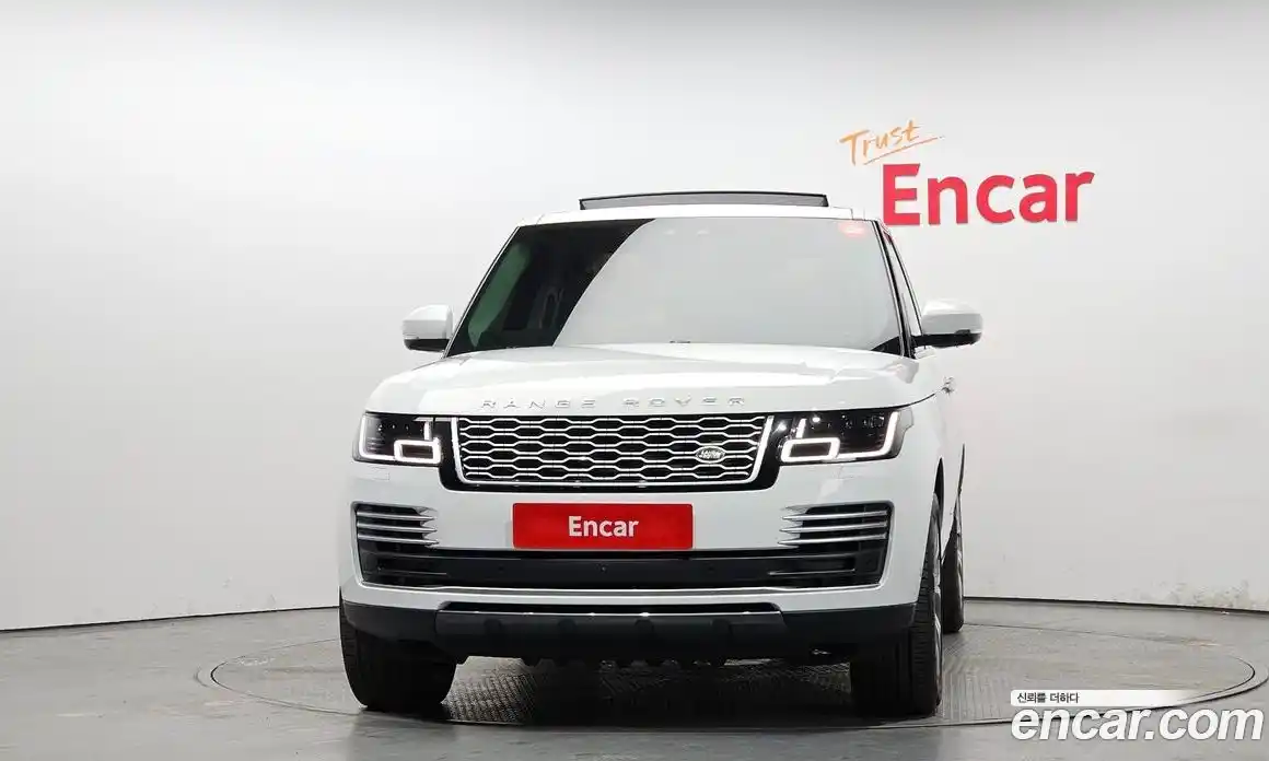 Land Rover Range-Rover 2020 5.0 Автомат в Москве № 471013, фото 3