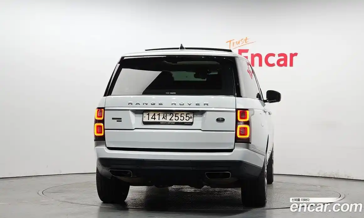 Land Rover Range-Rover 2020 5.0 Автомат в Москве № 471013, фото 4