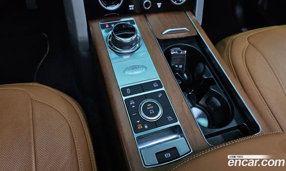 Land Rover Range-Rover 2020 5.0 Автомат в Москве № 471013, фото 9