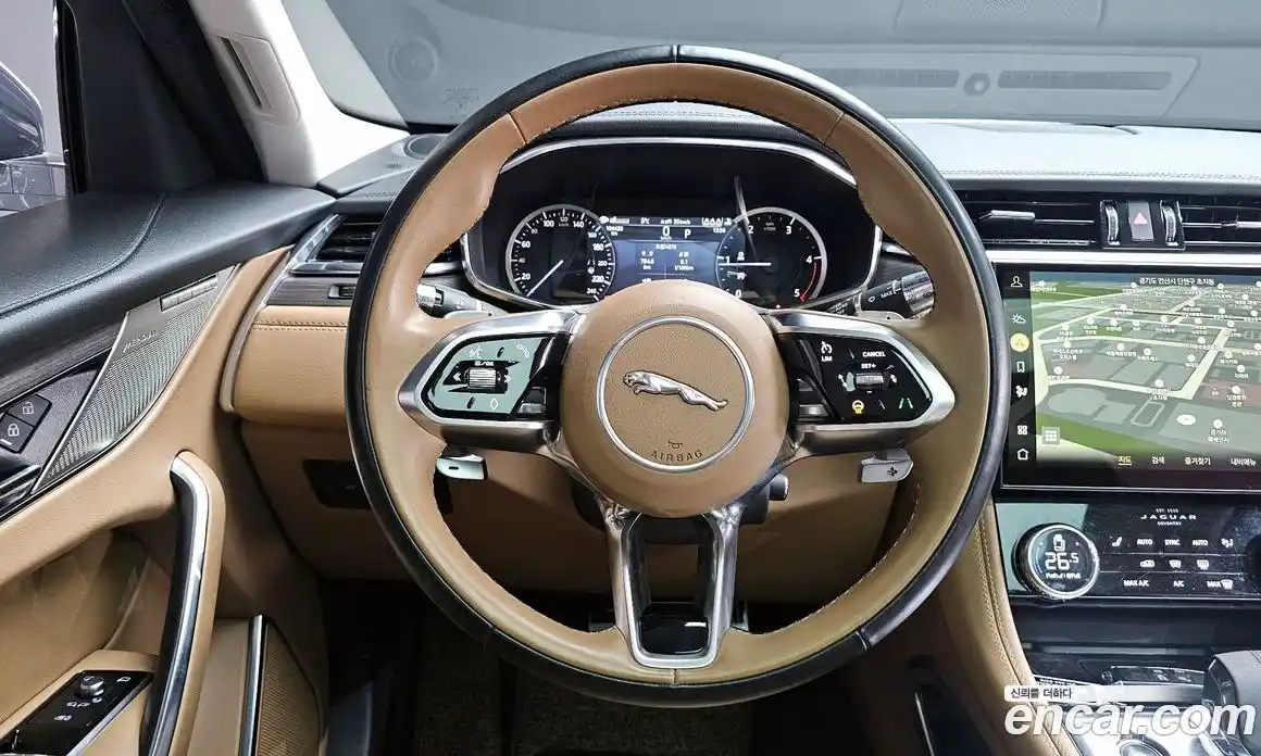 Jaguar F-Pace 2022 2.0 Автомат в Москве № 474174, фото 13