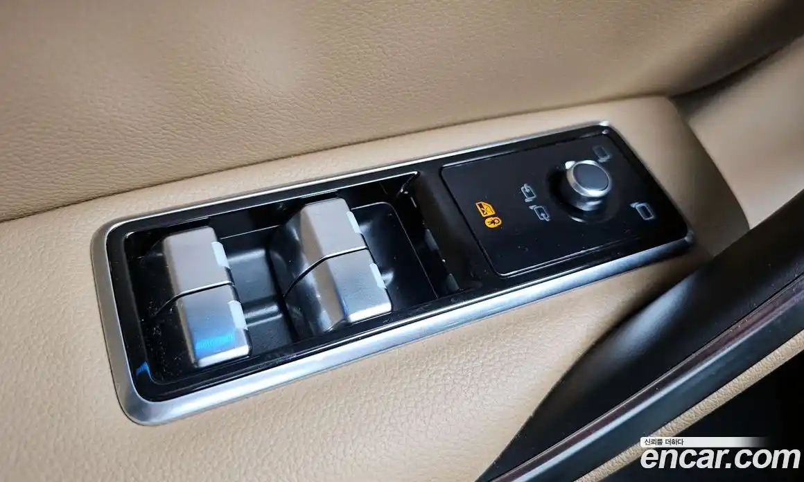 Jaguar F-Pace 2022 2.0 Автомат в Москве № 474174, фото 14