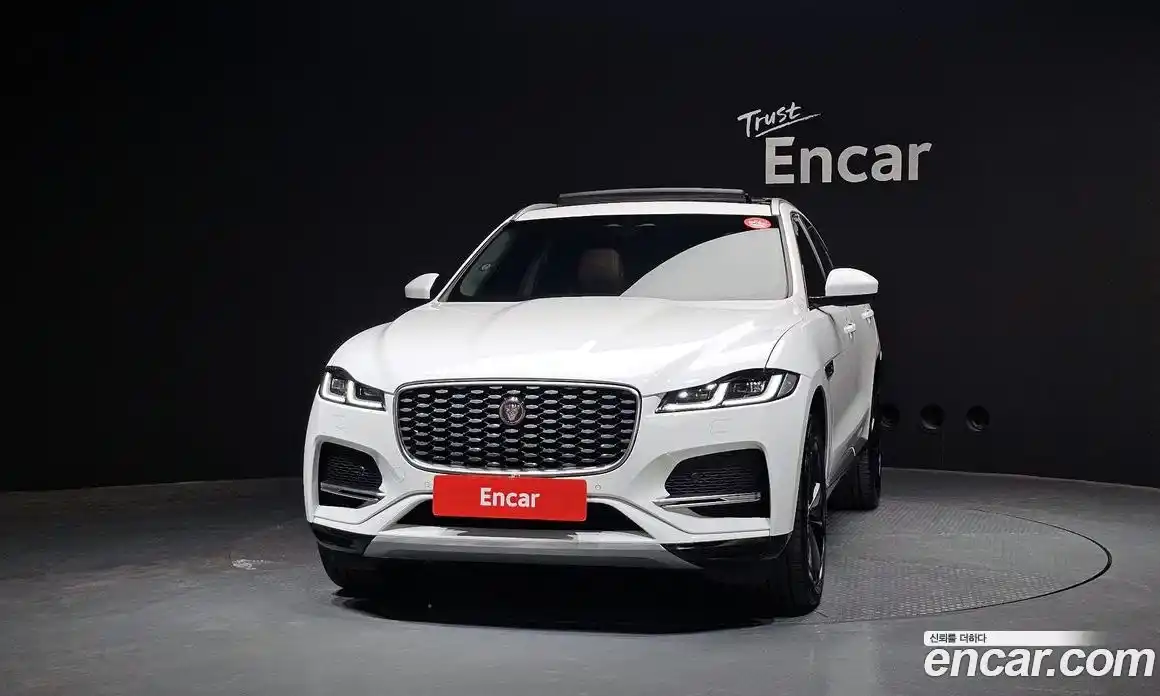Jaguar F-Pace 2022 2.0 Автомат в Москве № 474174, фото 3