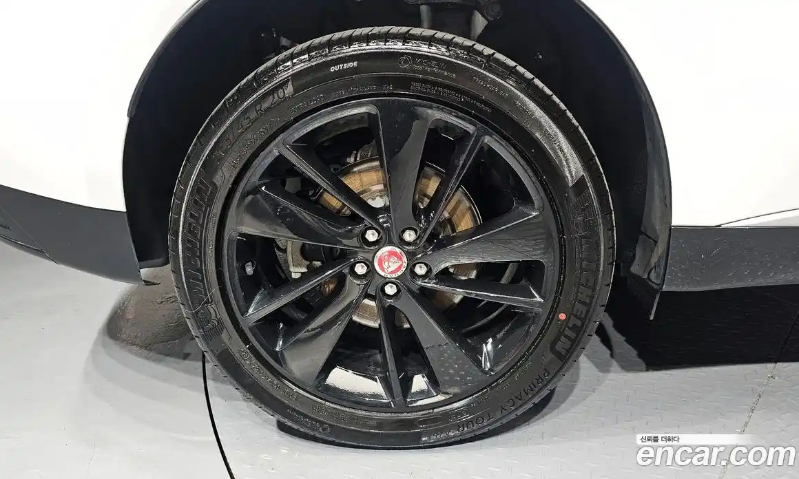 Jaguar F-Pace 2022 2.0 Автомат в Москве № 474174, фото 5