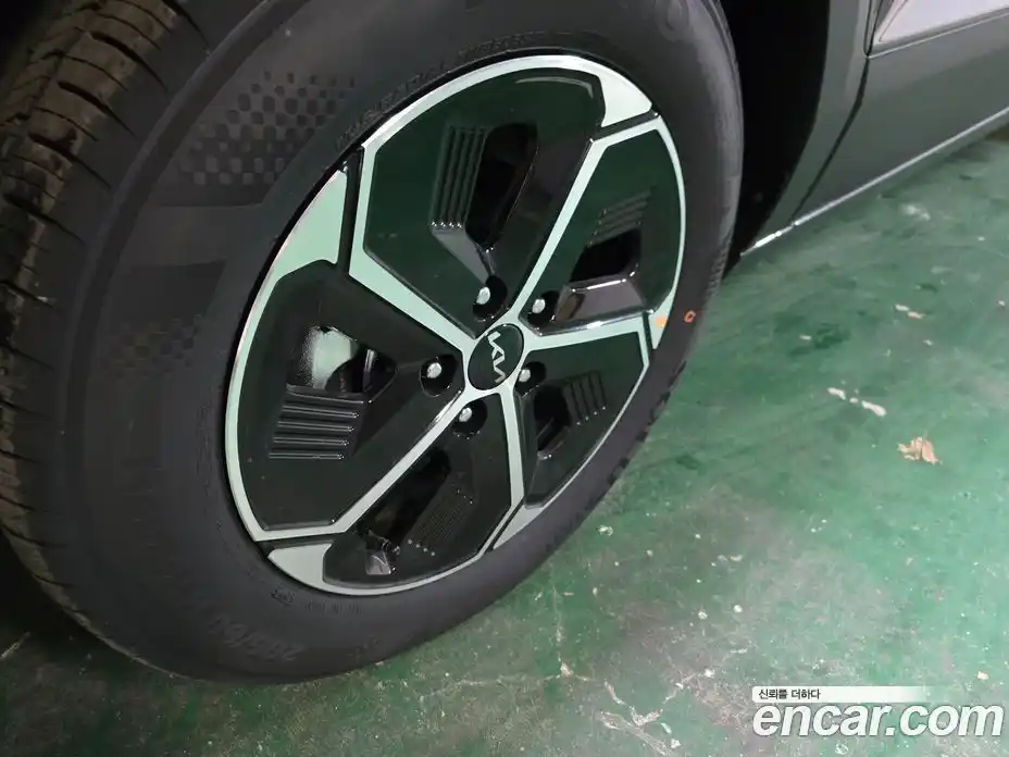 Kia Niro 2026 1.6 Автомат в Москве № 47818, фото 5